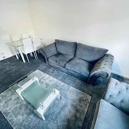 גלאזגו Modern 2 Bedroom Apartment With Free Parking מראה חיצוני תמונה