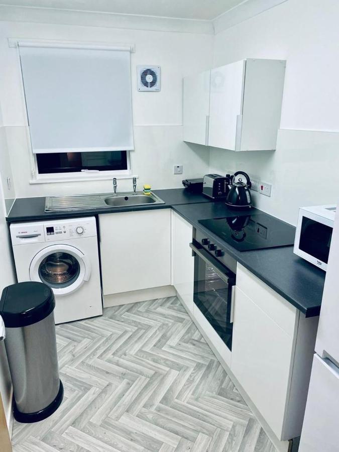 גלאזגו Modern 2 Bedroom Apartment With Free Parking מראה חיצוני תמונה